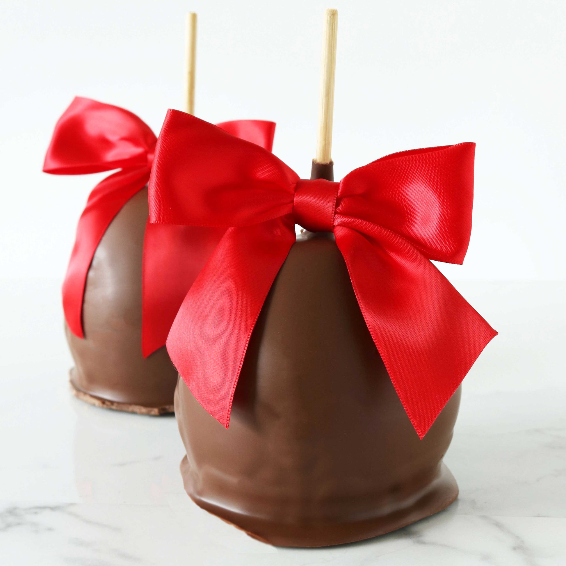 Colossal Caramel Apples
